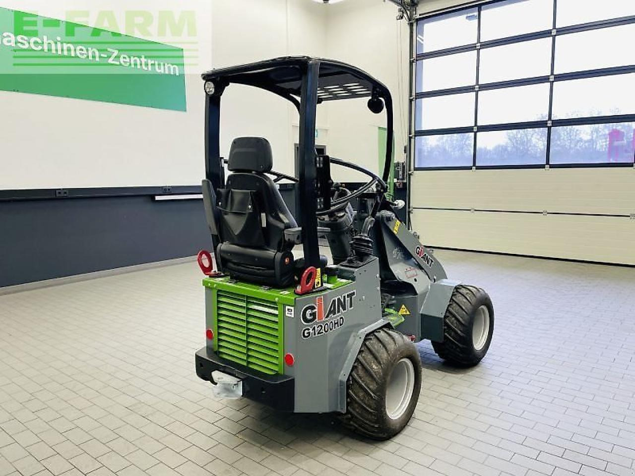 Giant g 1200 - Mini-ekskavators: foto 5 Giant g 1200 - Mini-ekskavators: foto 5