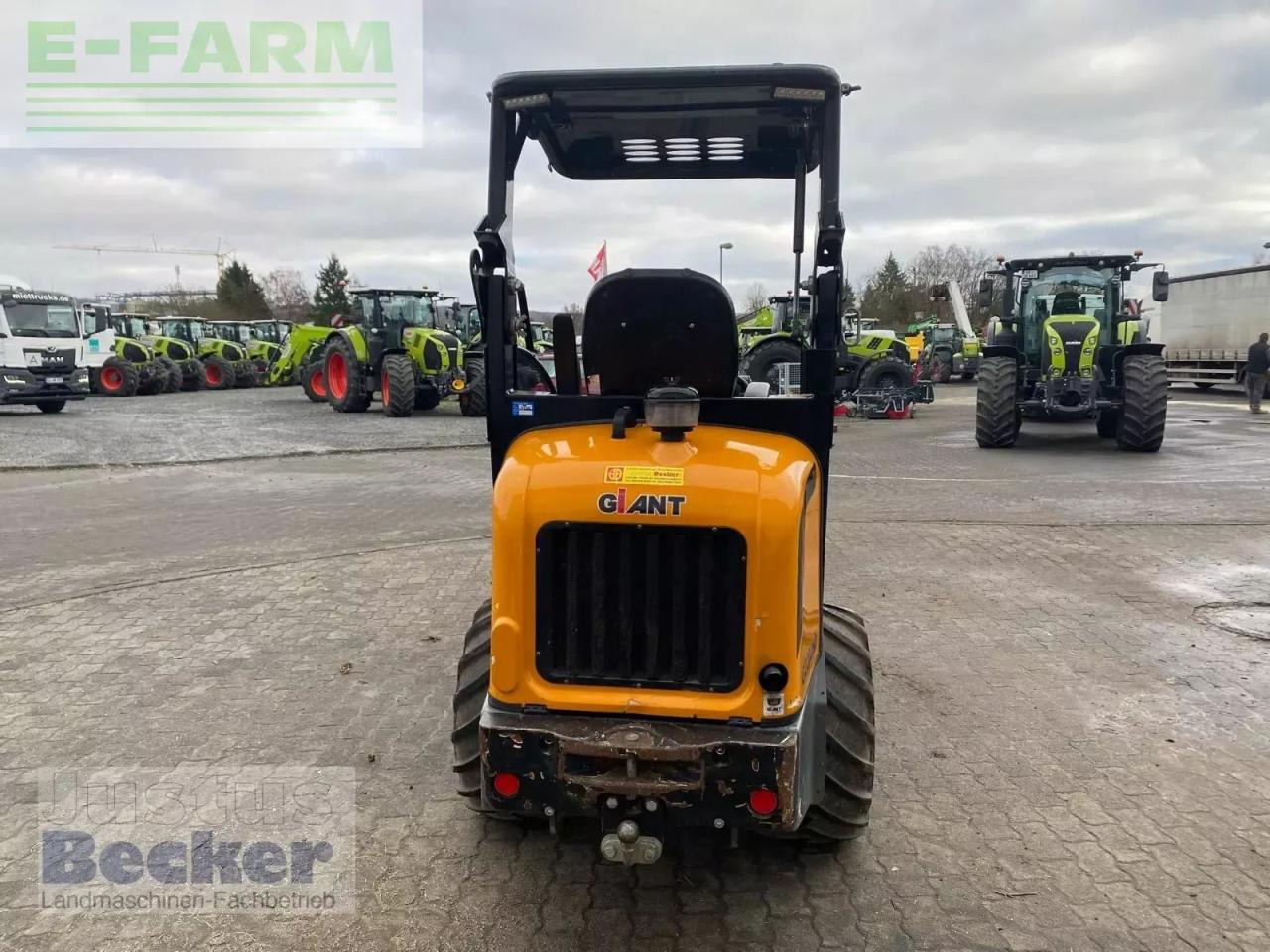 Giant g 2200 - Mini-ekskavators: foto 5 Giant g 2200 - Mini-ekskavators: foto 5