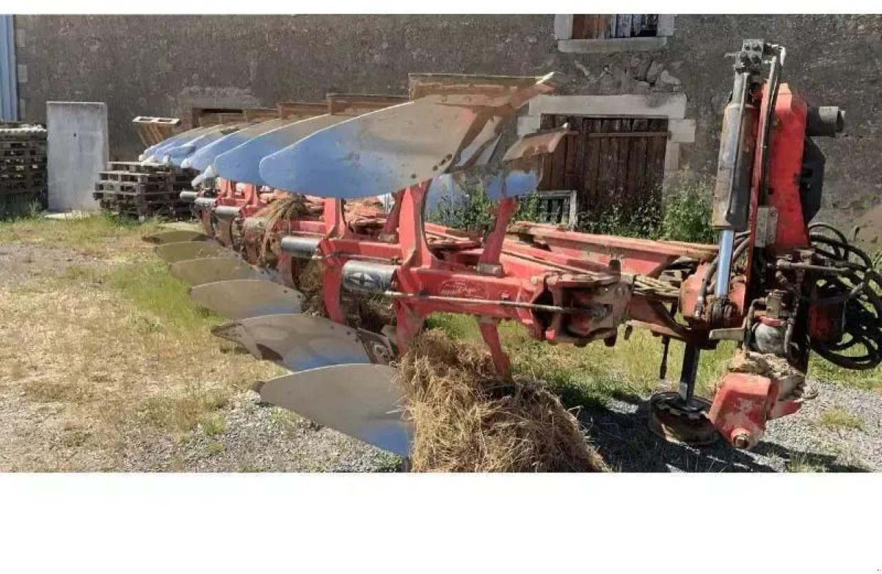 Gregoire Besson 6 corps - Arkls: foto 1 Gregoire Besson 6 corps - Arkls: foto 1