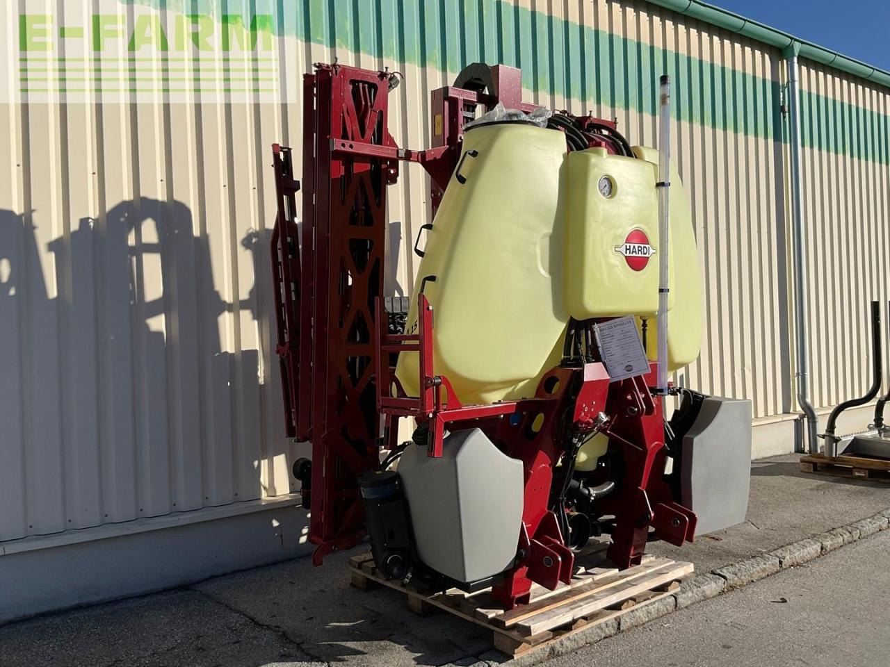 Hardi Mega 1500 - Piekabināmais miglotājs: foto 4 Hardi Mega 1500 - Piekabināmais miglotājs: foto 4