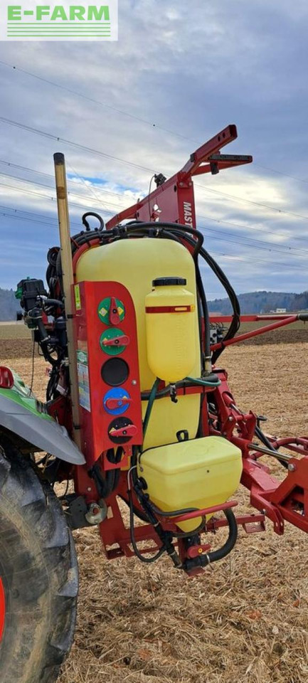 Hardi master 1000 - Piekabināmais miglotājs: foto 5 Hardi master 1000 - Piekabināmais miglotājs: foto 5