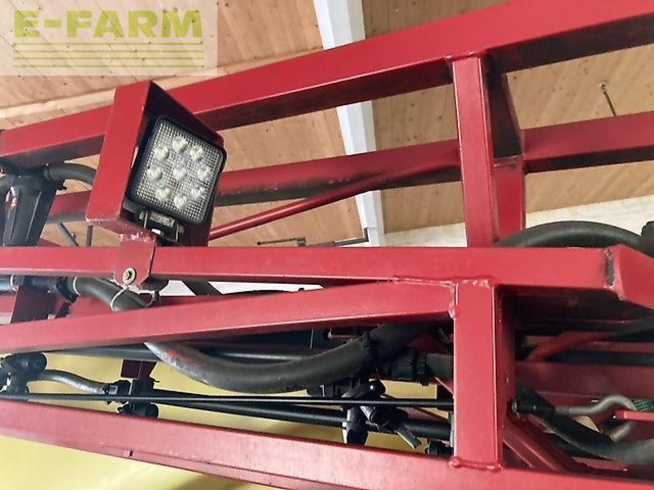 Hardi navigator 4000 - Piekabināmais miglotājs: foto 4 Hardi navigator 4000 - Piekabināmais miglotājs: foto 4