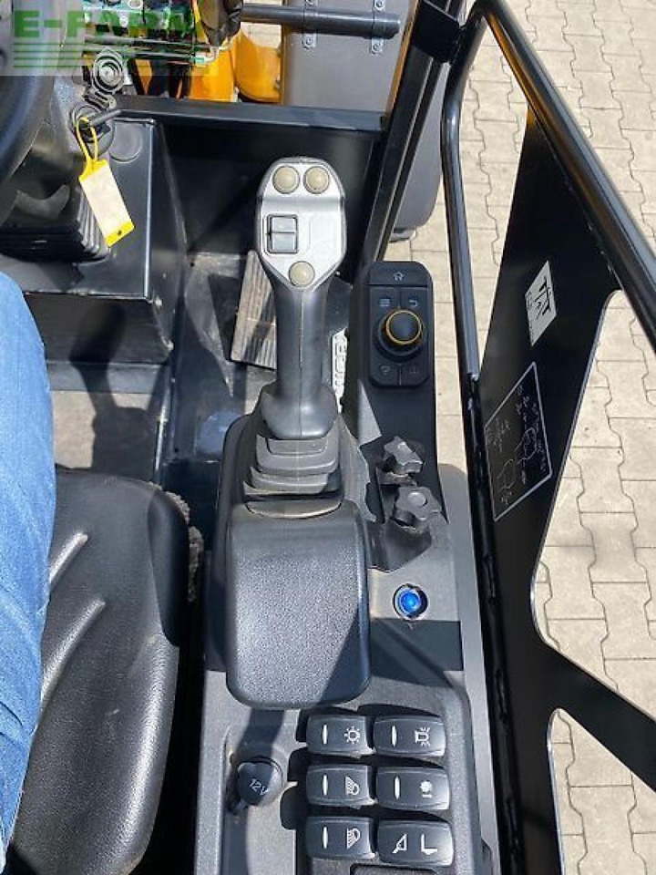 Mini-ekskavators JCB 403 elektro agri: foto 8