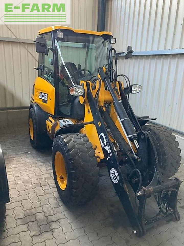 JCB 407 - Mini-ekskavators: foto 1 JCB 407 - Mini-ekskavators: foto 1