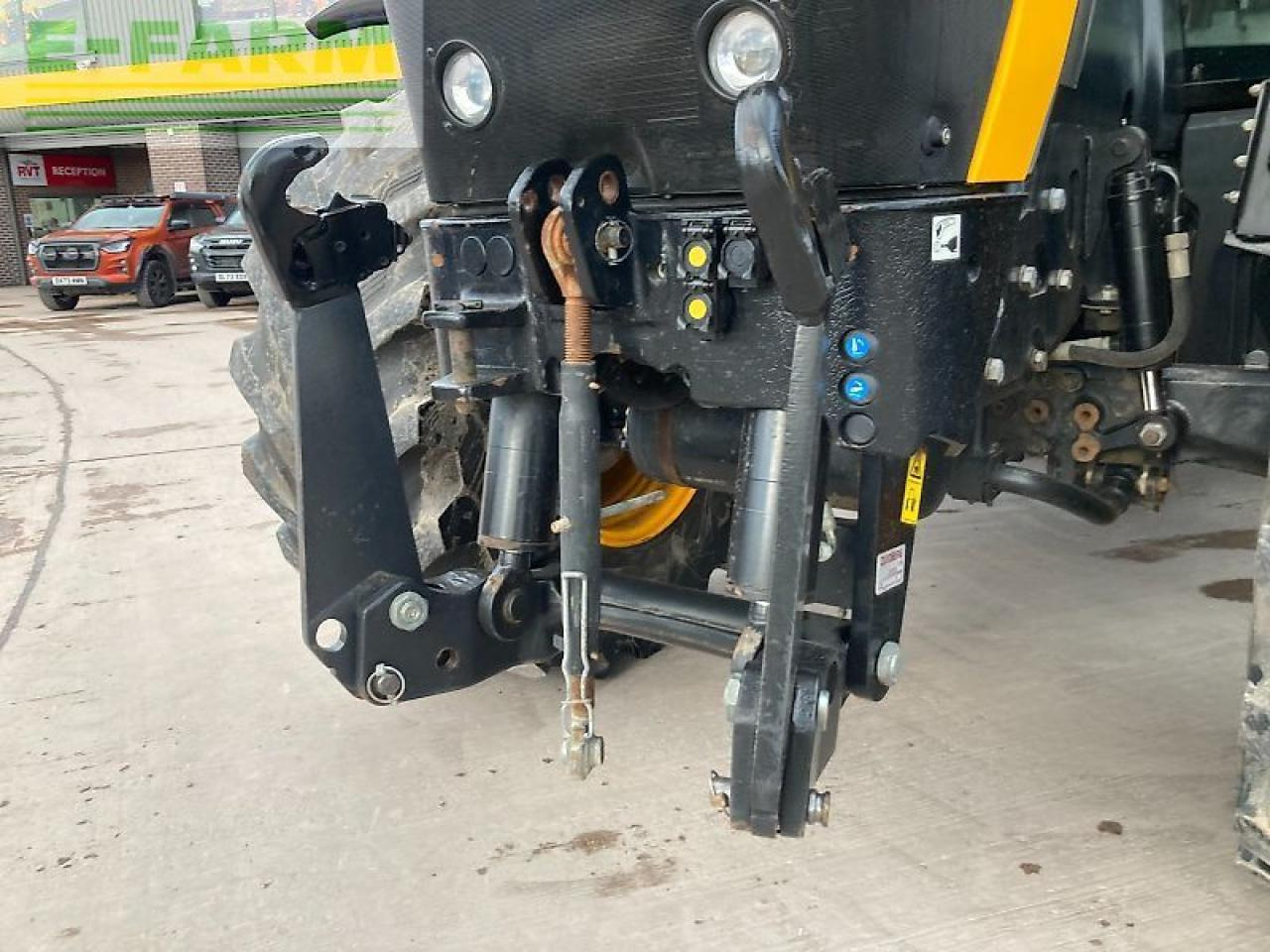 JCB 4220 - Traktors: foto 4 JCB 4220 - Traktors: foto 4