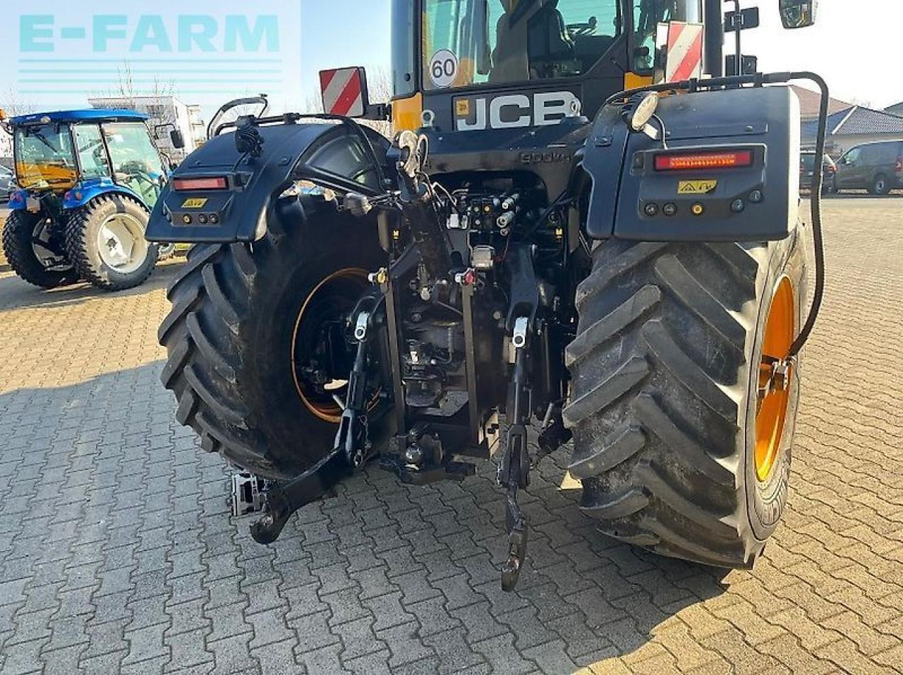 JCB 4220 fastrac - Traktors: foto 4 JCB 4220 fastrac - Traktors: foto 4