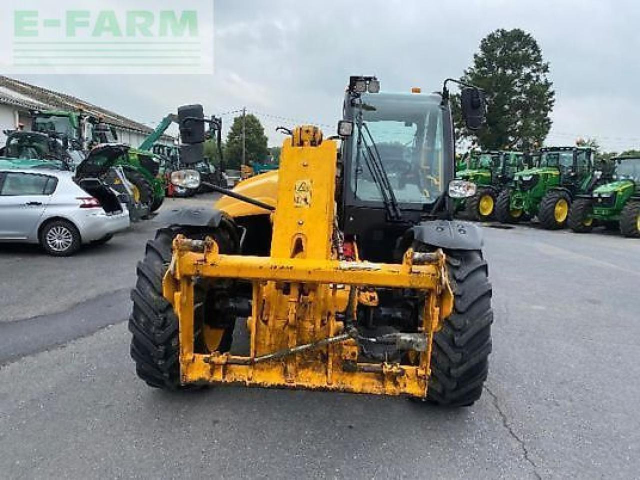 JCB 532-60 - Teleskopiskais iekrāvējs: foto 2 JCB 532-60 - Teleskopiskais iekrāvējs: foto 2