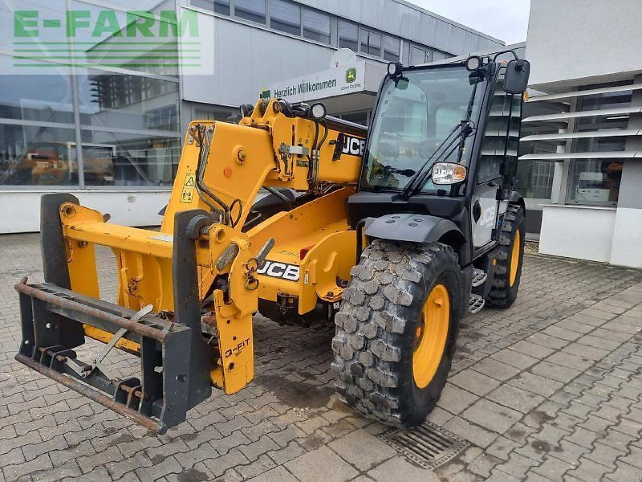 JCB 535-95 agri super - Teleskopiskais iekrāvējs: foto 1 JCB 535-95 agri super - Teleskopiskais iekrāvējs: foto 1