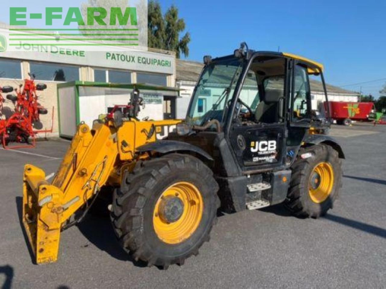 JCB 536-70 agrisuper - Teleskopiskais iekrāvējs: foto 1 JCB 536-70 agrisuper - Teleskopiskais iekrāvējs: foto 1