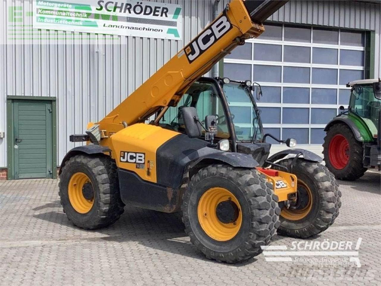 JCB 541-70 agri - Teleskopiskais iekrāvējs: foto 3 JCB 541-70 agri - Teleskopiskais iekrāvējs: foto 3