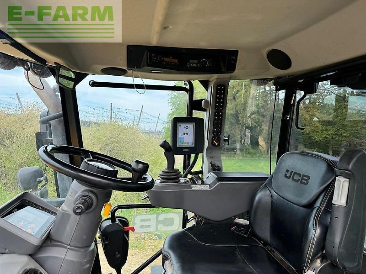 Traktors JCB fastrac 4220 pro: foto 10