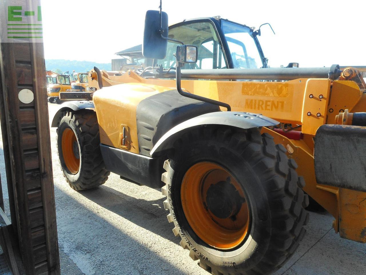 Teleskopiskais iekrāvējs JCB jcb 533-105 ( 3,3t - 10,5m ): foto 15