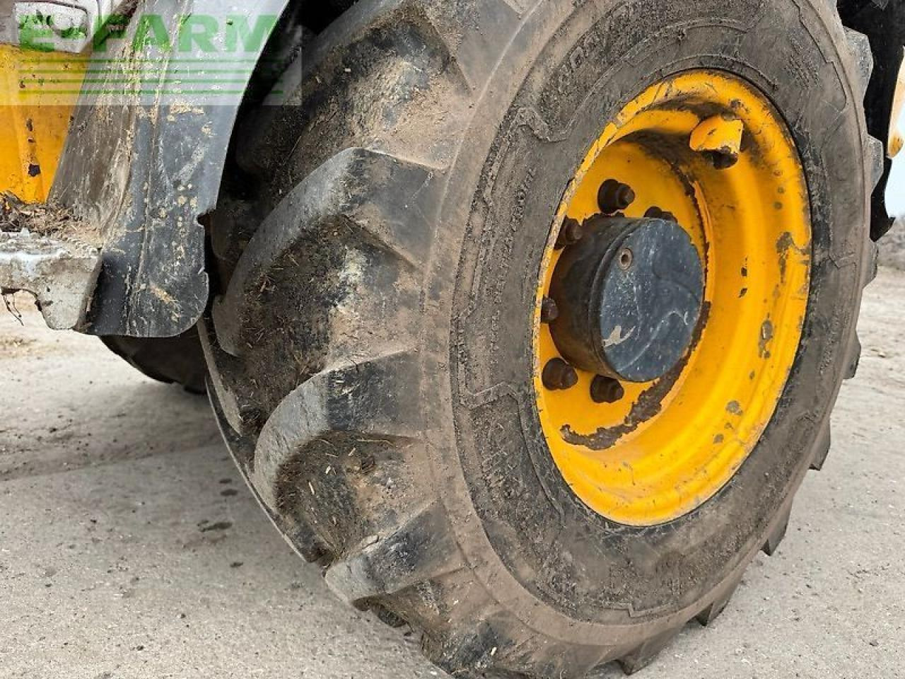 JCB tm 220 agri tele - Riteņu iekrāvējs: foto 4 JCB tm 220 agri tele - Riteņu iekrāvējs: foto 4