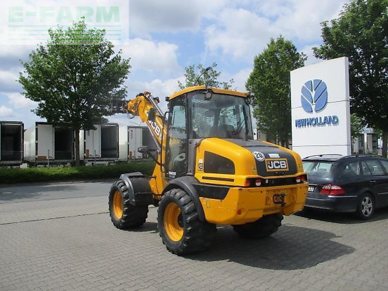 JCB tm 220 teleskopradlader - Riteņu iekrāvējs: foto 4 JCB tm 220 teleskopradlader - Riteņu iekrāvējs: foto 4