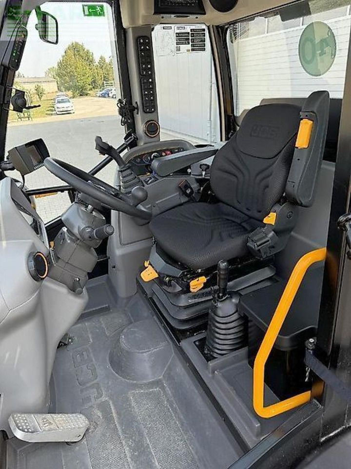 JCB tm 320 agri - Riteņu iekrāvējs: foto 5 JCB tm 320 agri - Riteņu iekrāvējs: foto 5