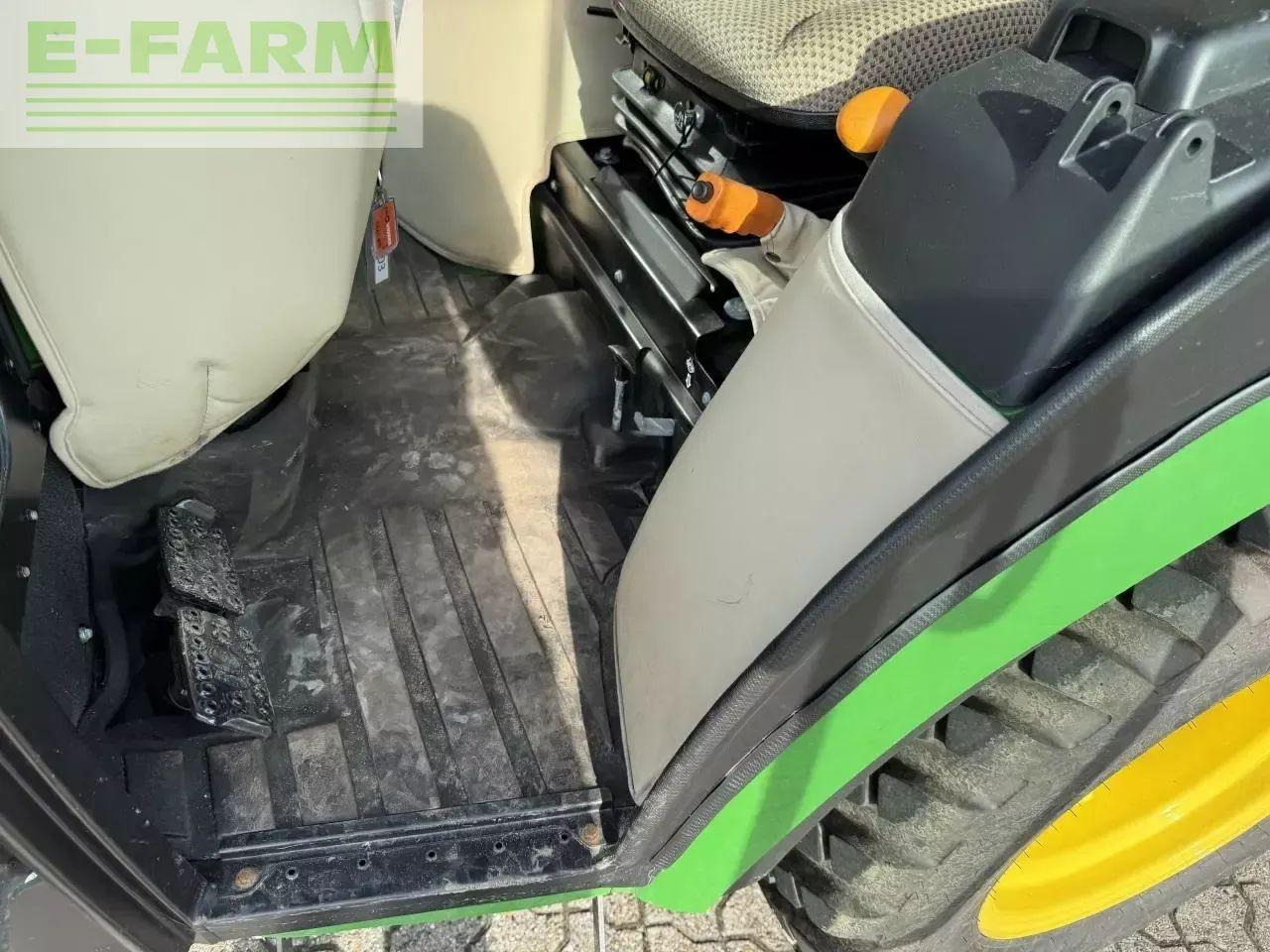 John Deere 2038r - Traktors: foto 3 John Deere 2038r - Traktors: foto 3