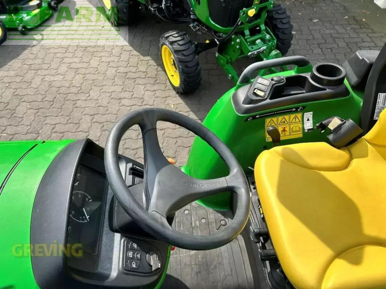 John Deere 3025e - Traktors: foto 5 John Deere 3025e - Traktors: foto 5