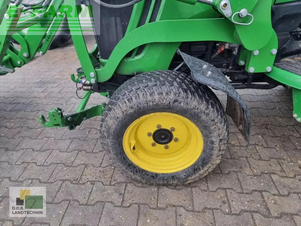 Traktors John Deere 3520 e-hydro: foto 8 Traktors John Deere 3520 e-hydro: foto 8