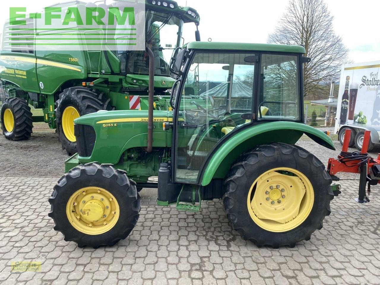 John Deere 5055e - Traktors: foto 4 John Deere 5055e - Traktors: foto 4