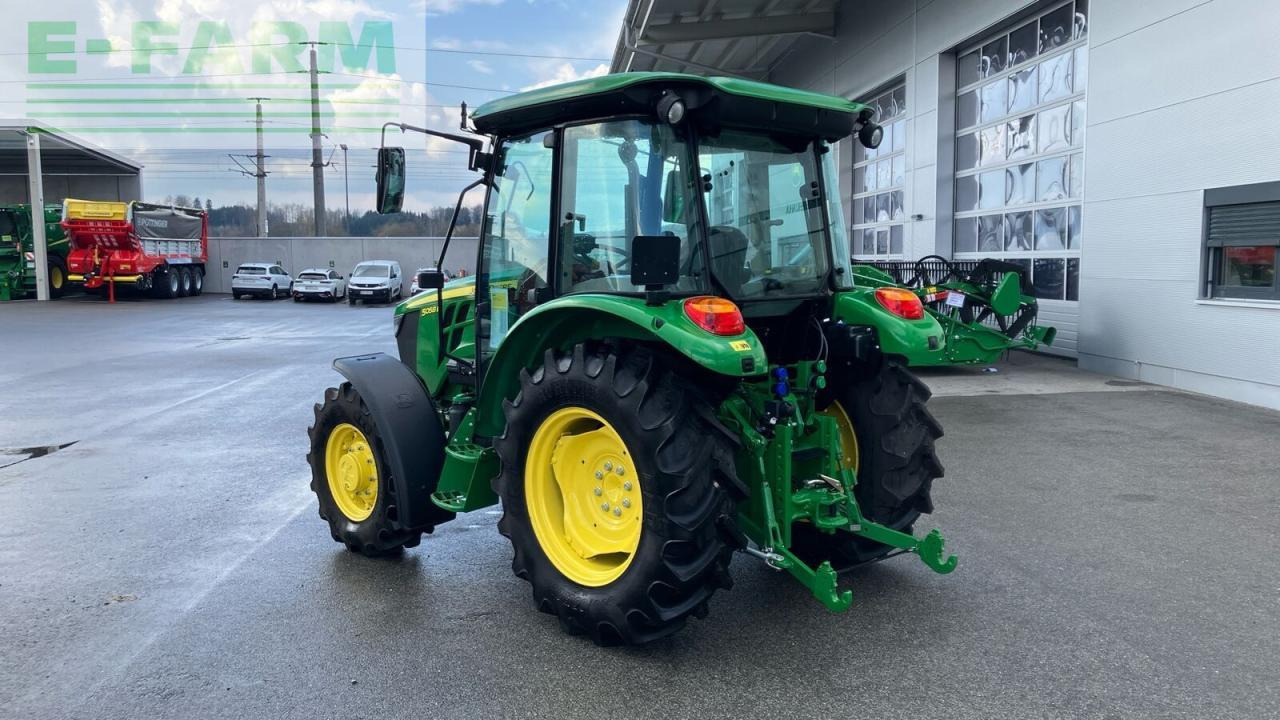 John Deere 5058e - Traktors: foto 4 John Deere 5058e - Traktors: foto 4