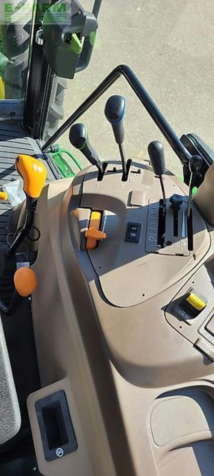 Traktors John Deere 5058e: foto 11