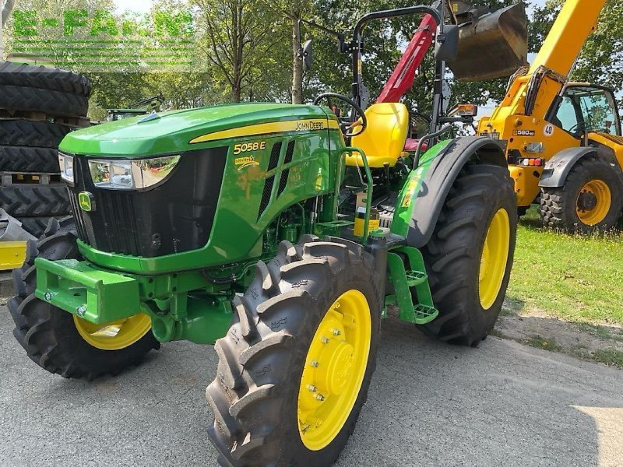 John Deere 5058e - Traktors: foto 1 John Deere 5058e - Traktors: foto 1