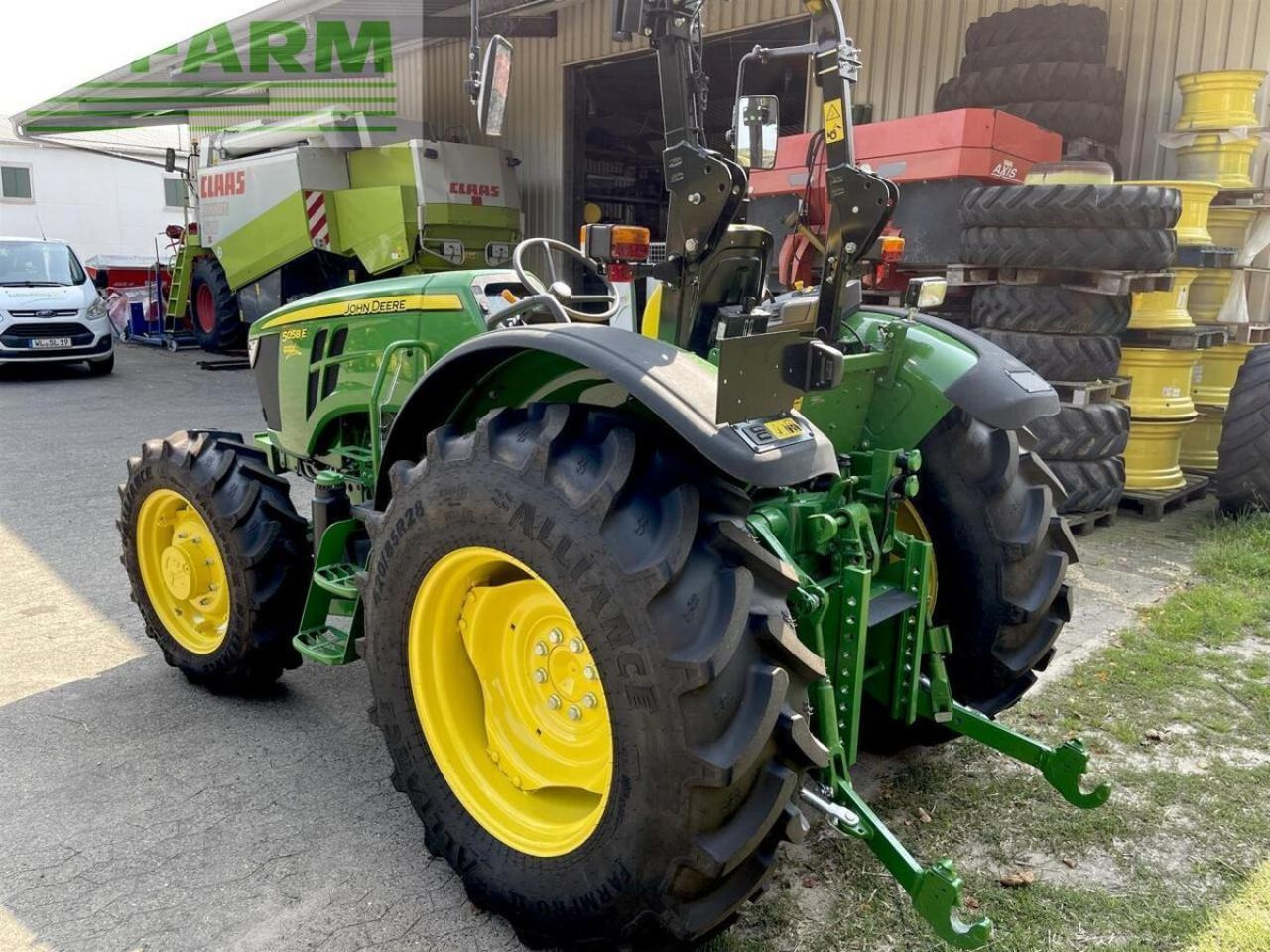 John Deere 5058e ohne kabine - Traktors: foto 4 John Deere 5058e ohne kabine - Traktors: foto 4