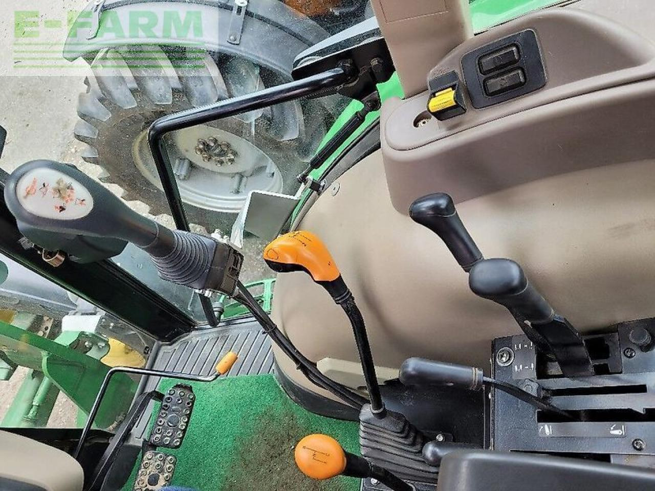 John Deere 5075 e - Traktors: foto 5 John Deere 5075 e - Traktors: foto 5