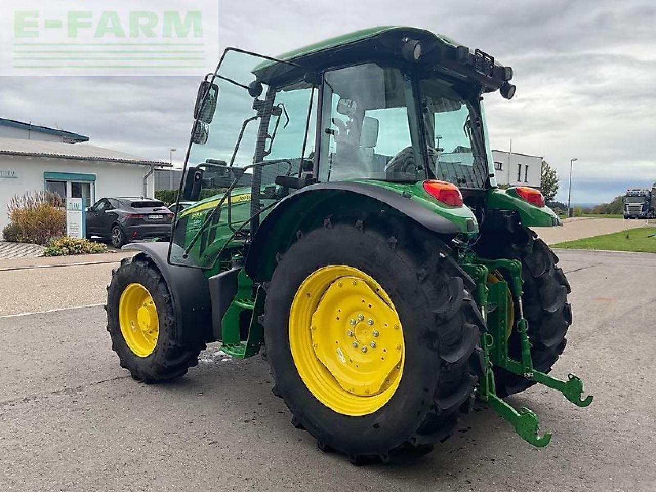 John Deere 5075 m - Traktors: foto 5 John Deere 5075 m - Traktors: foto 5