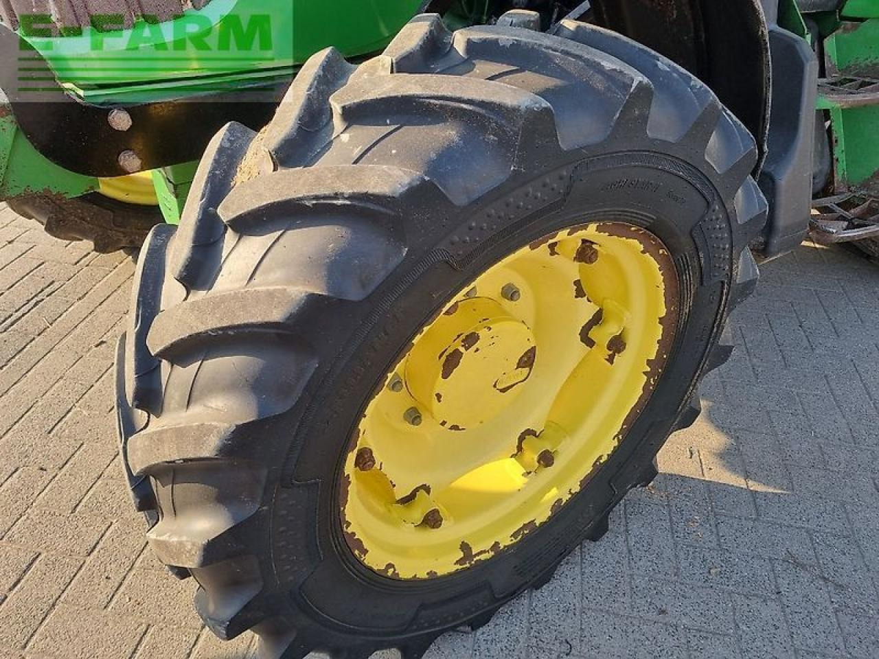 Traktors John Deere 5080m: foto 17