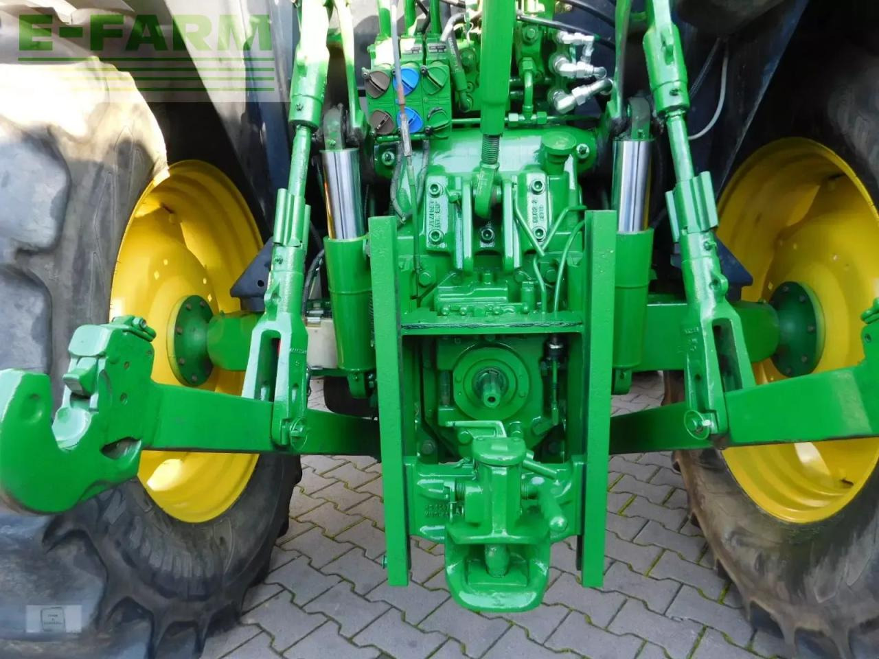 John Deere 5100r - Traktors: foto 4 John Deere 5100r - Traktors: foto 4