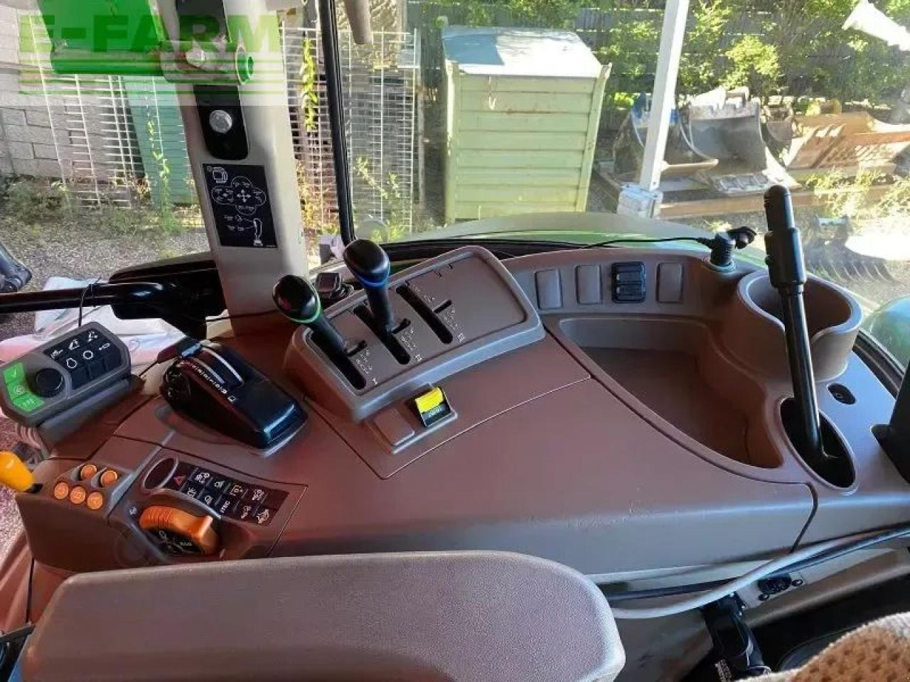 John Deere 5100r - Traktors: foto 5 John Deere 5100r - Traktors: foto 5