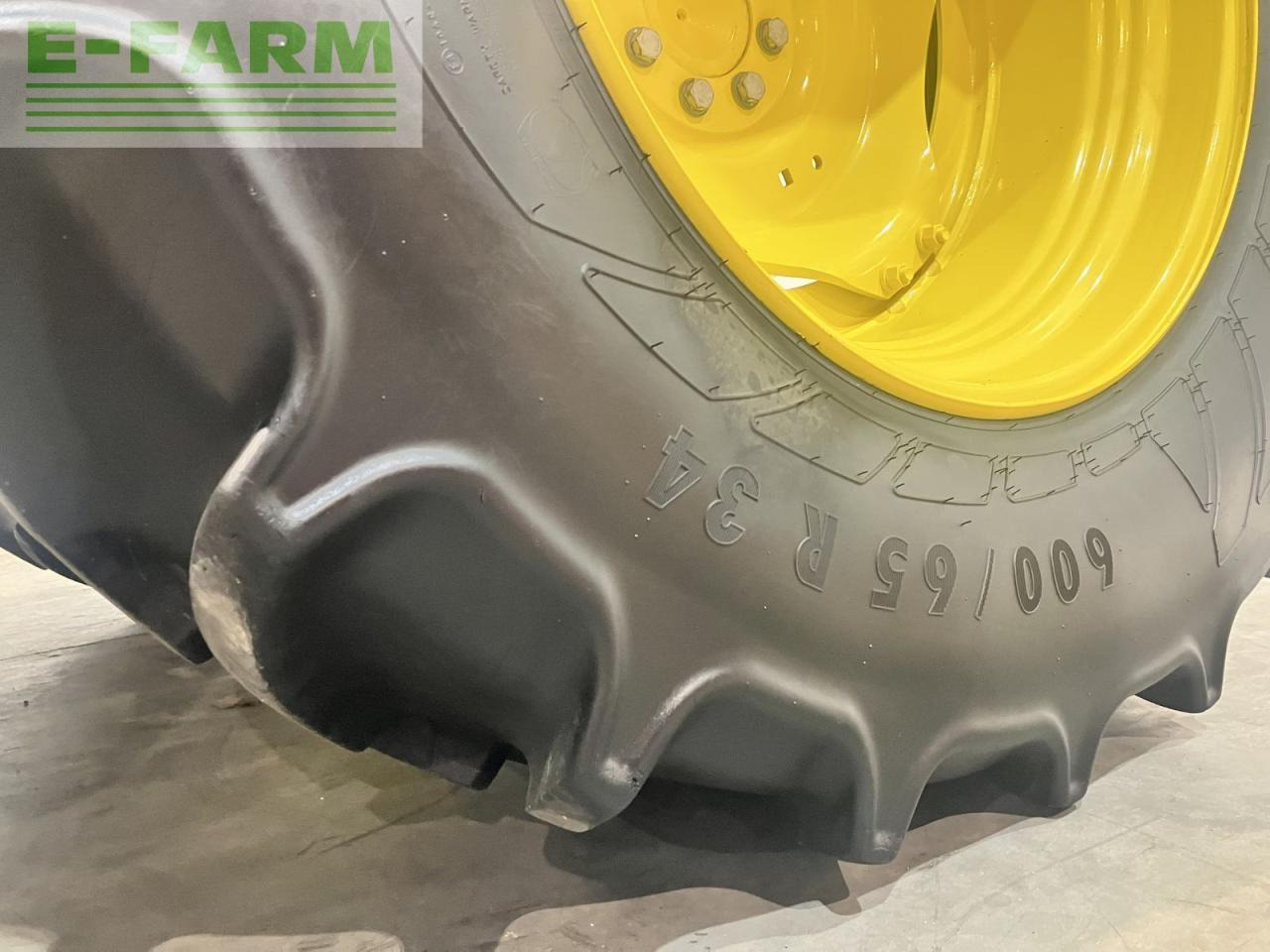 Traktors John Deere 5115r: foto 7 Traktors John Deere 5115r: foto 7