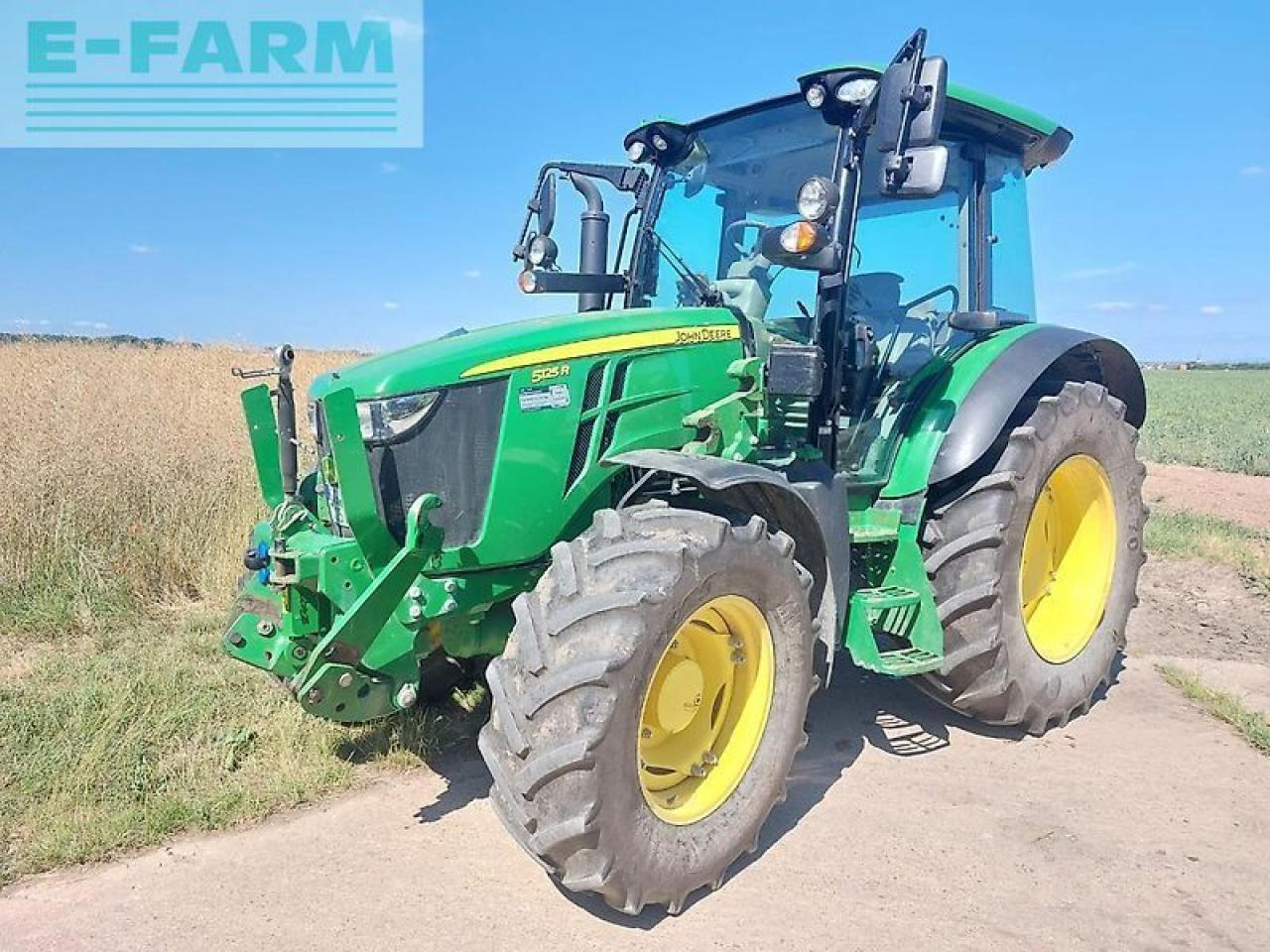 John Deere 5125r - Traktors: foto 1 John Deere 5125r - Traktors: foto 1