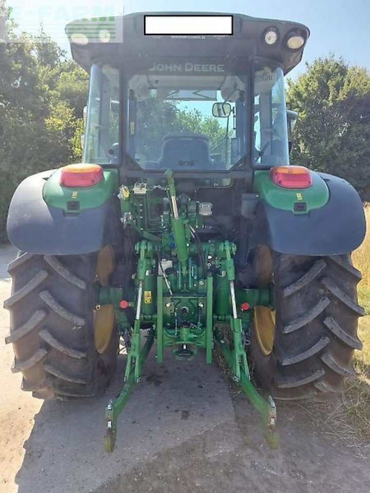 John Deere 5125r - Traktors: foto 4 John Deere 5125r - Traktors: foto 4