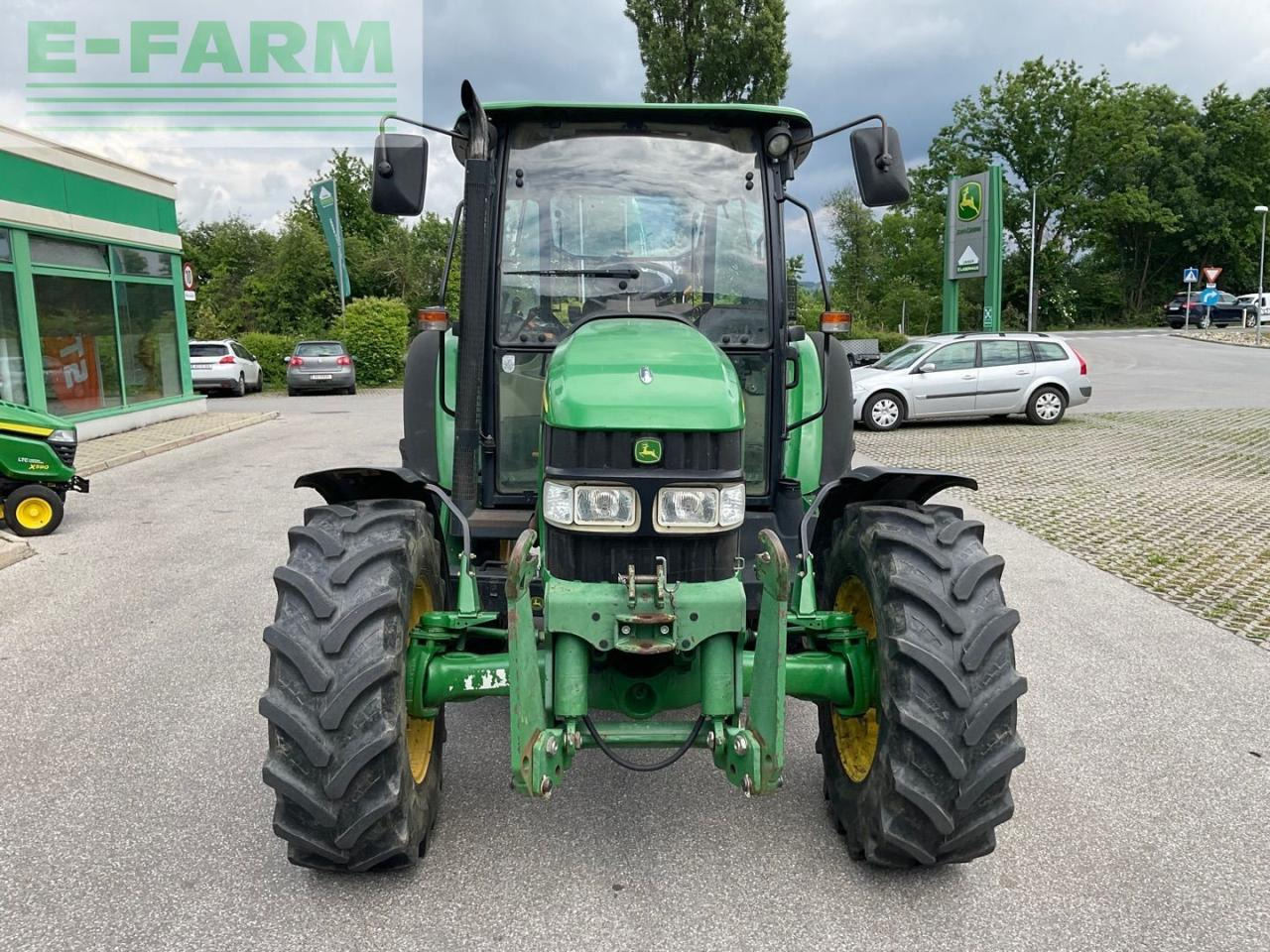 John Deere 5820 - Traktors: foto 3 John Deere 5820 - Traktors: foto 3