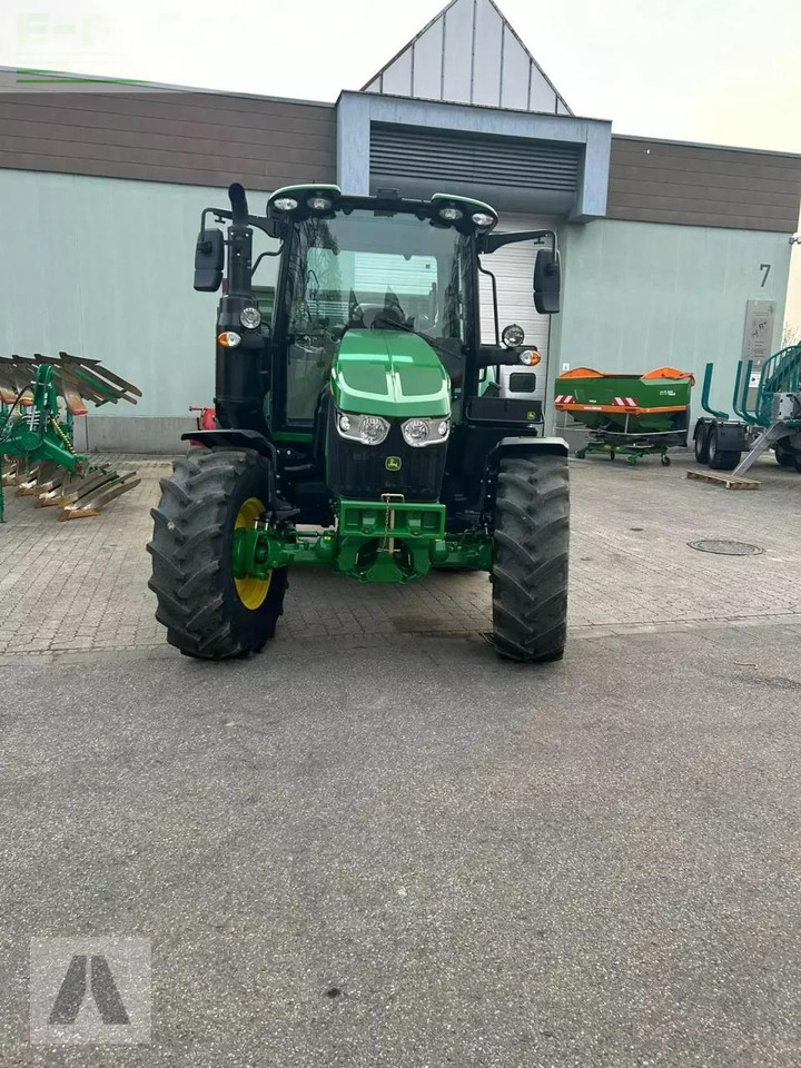 John Deere 6090m - Traktors: foto 2 John Deere 6090m - Traktors: foto 2