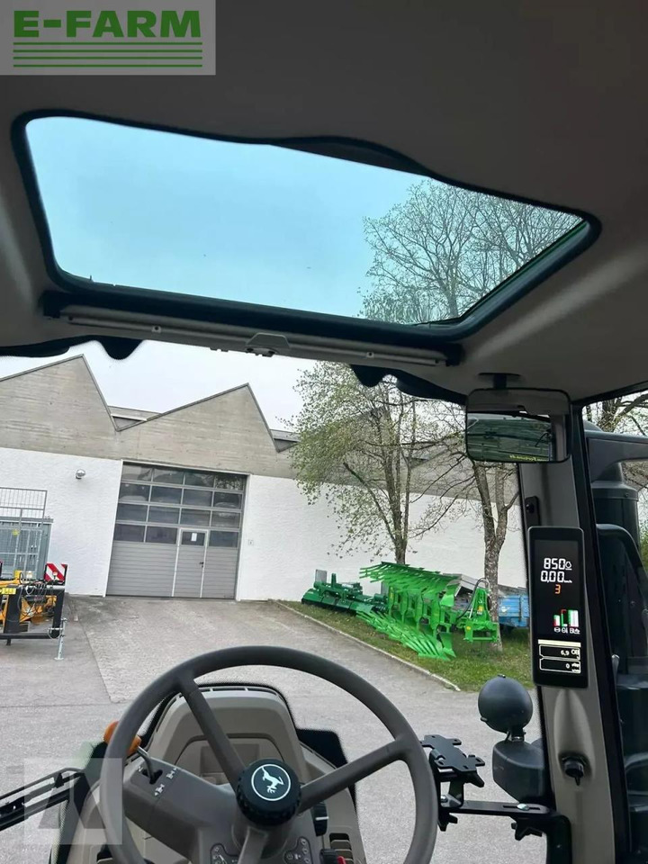 John Deere 6090m - Traktors: foto 5 John Deere 6090m - Traktors: foto 5