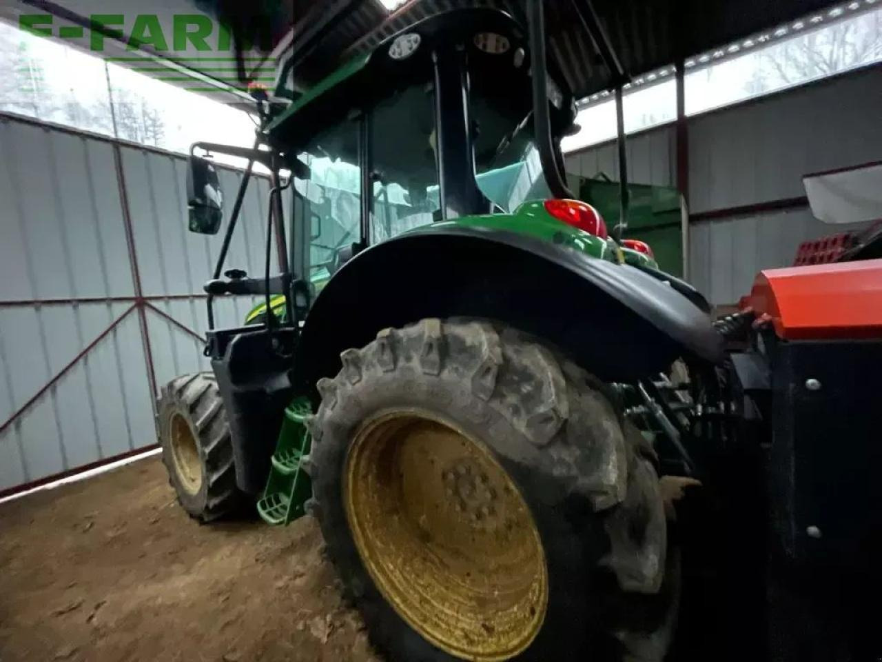 John Deere 6100 m - Traktors: foto 2 John Deere 6100 m - Traktors: foto 2