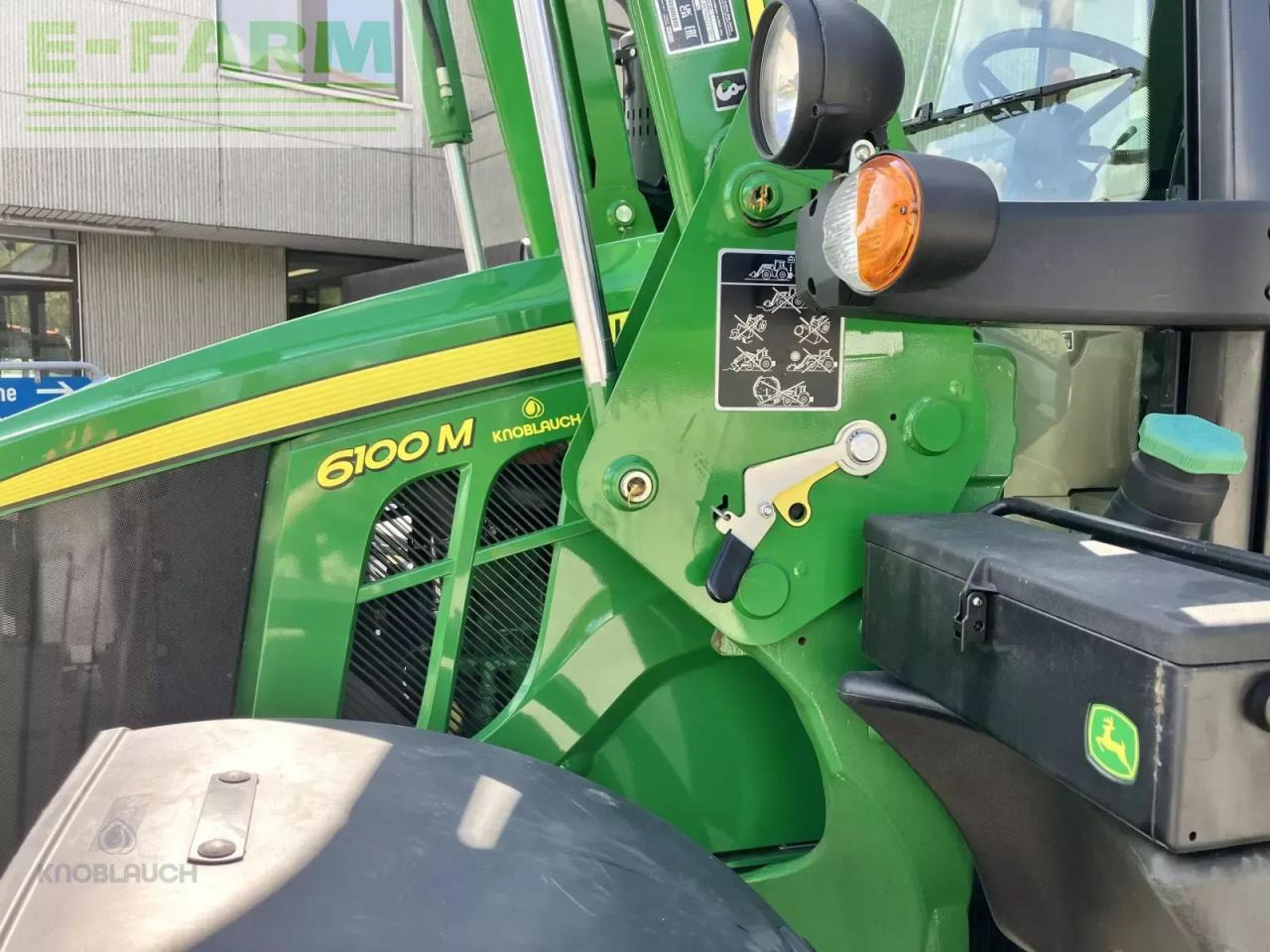 John Deere 6100 m - Traktors: foto 5 John Deere 6100 m - Traktors: foto 5