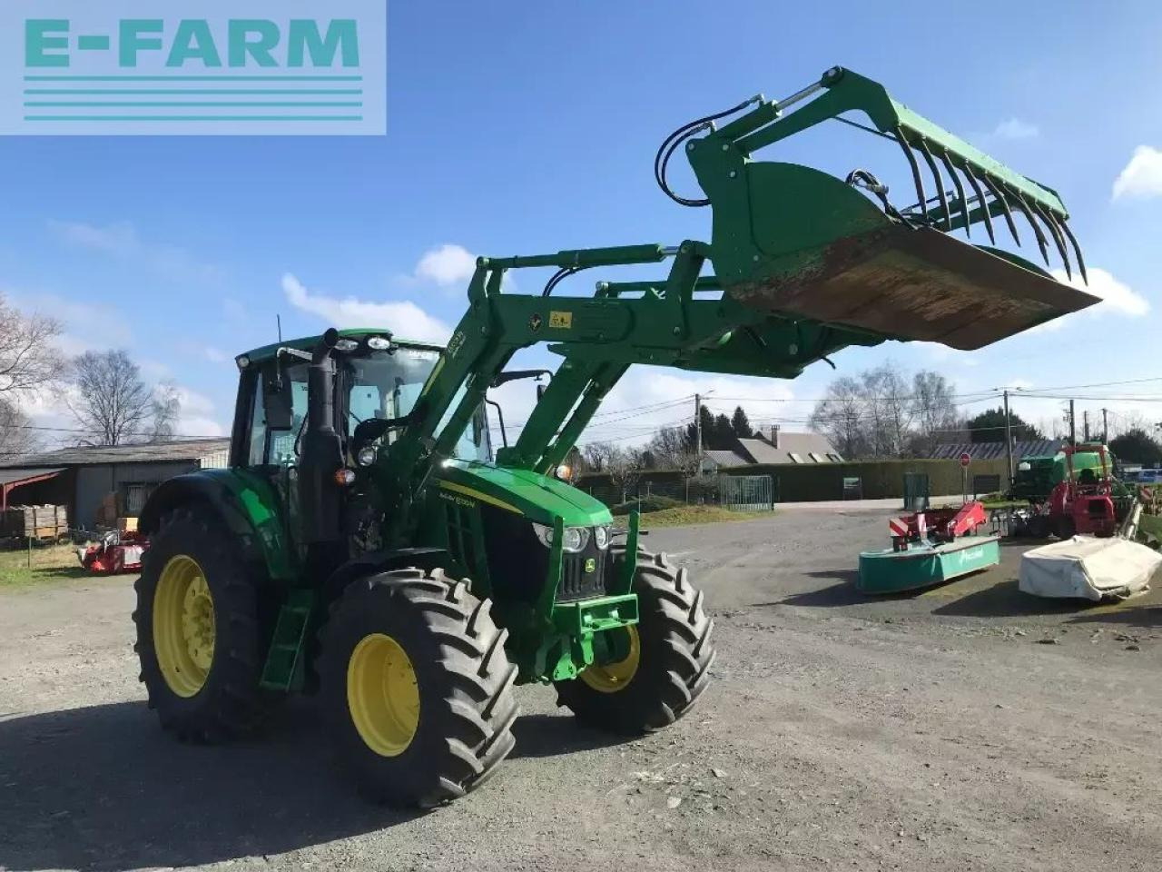 John Deere 6100 m - Traktors: foto 2 John Deere 6100 m - Traktors: foto 2