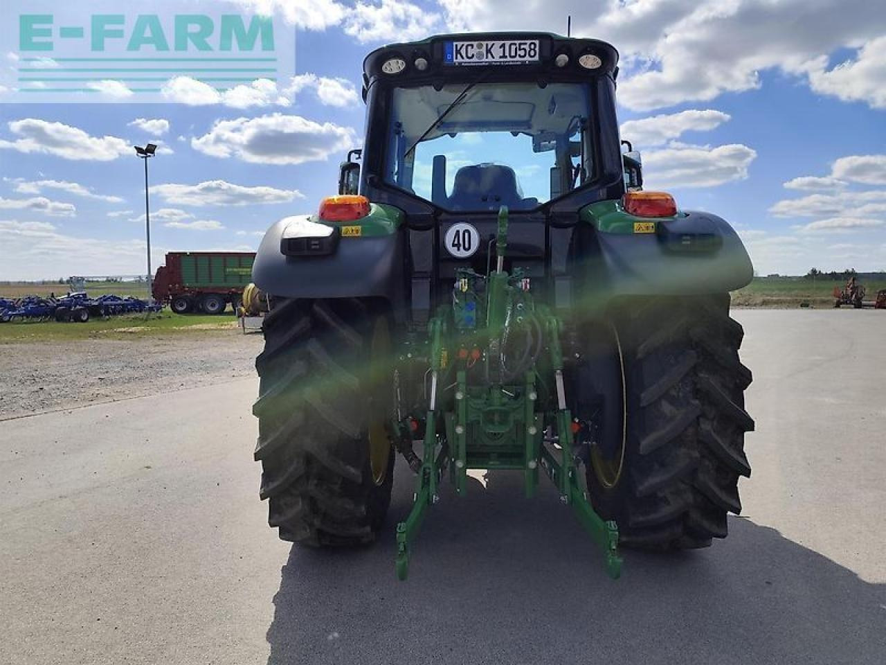 John Deere 6100m - Traktors: foto 5 John Deere 6100m - Traktors: foto 5