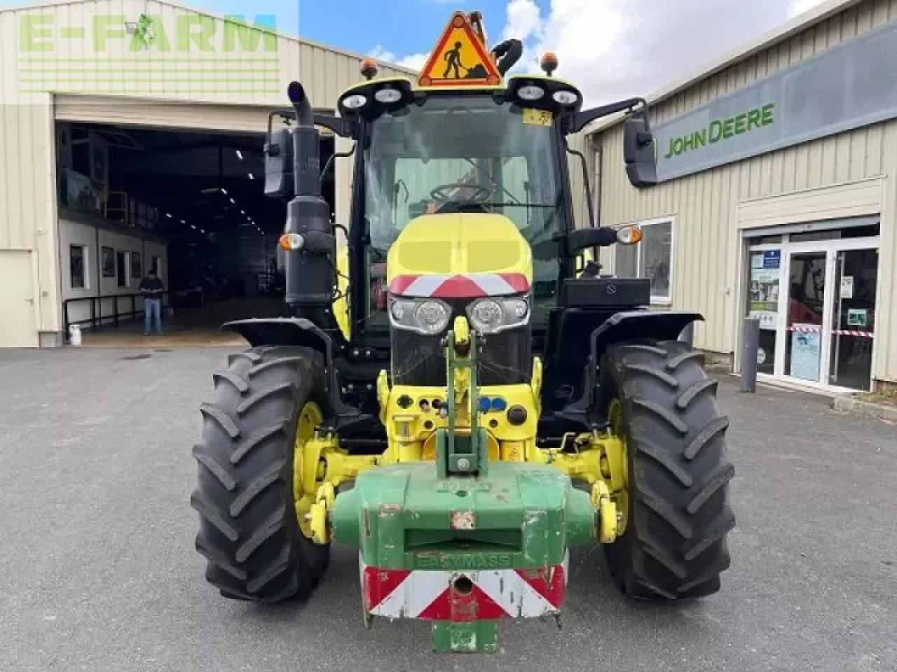 John Deere 6100m - Traktors: foto 5 John Deere 6100m - Traktors: foto 5