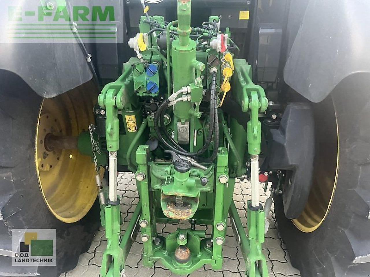 John Deere 6110m - Traktors: foto 5 John Deere 6110m - Traktors: foto 5