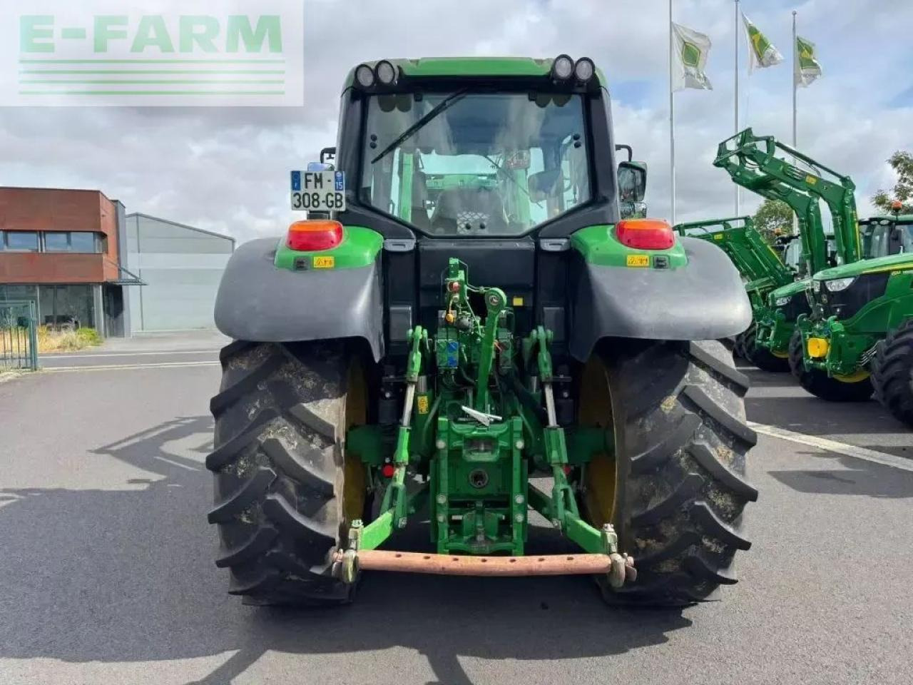 John Deere 6110m - Traktors: foto 5 John Deere 6110m - Traktors: foto 5