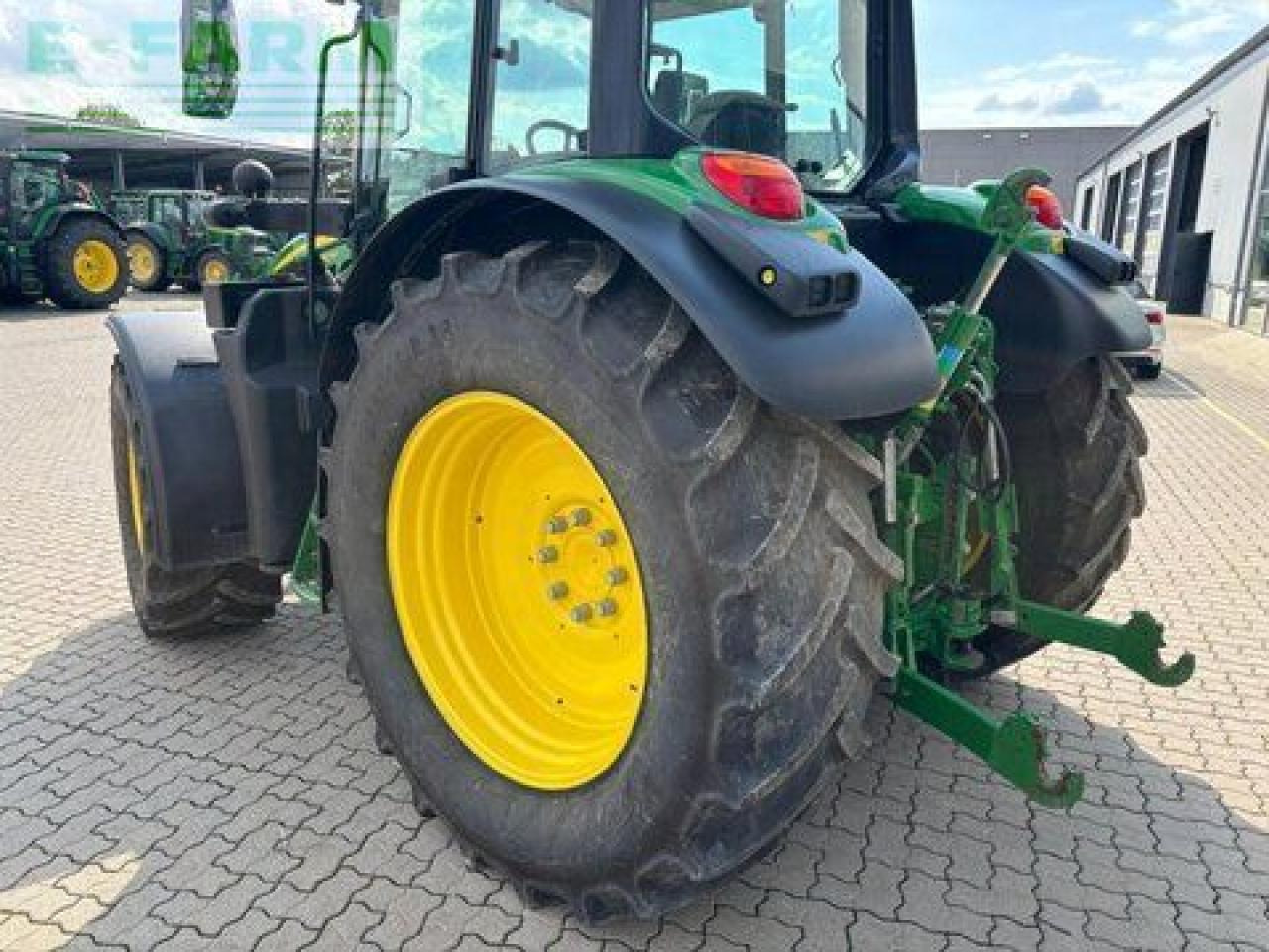 John Deere 6110m - Traktors: foto 5 John Deere 6110m - Traktors: foto 5
