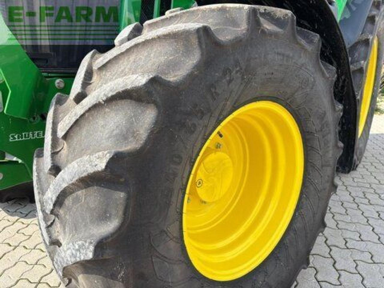 John Deere 6110m - Traktors: foto 4 John Deere 6110m - Traktors: foto 4