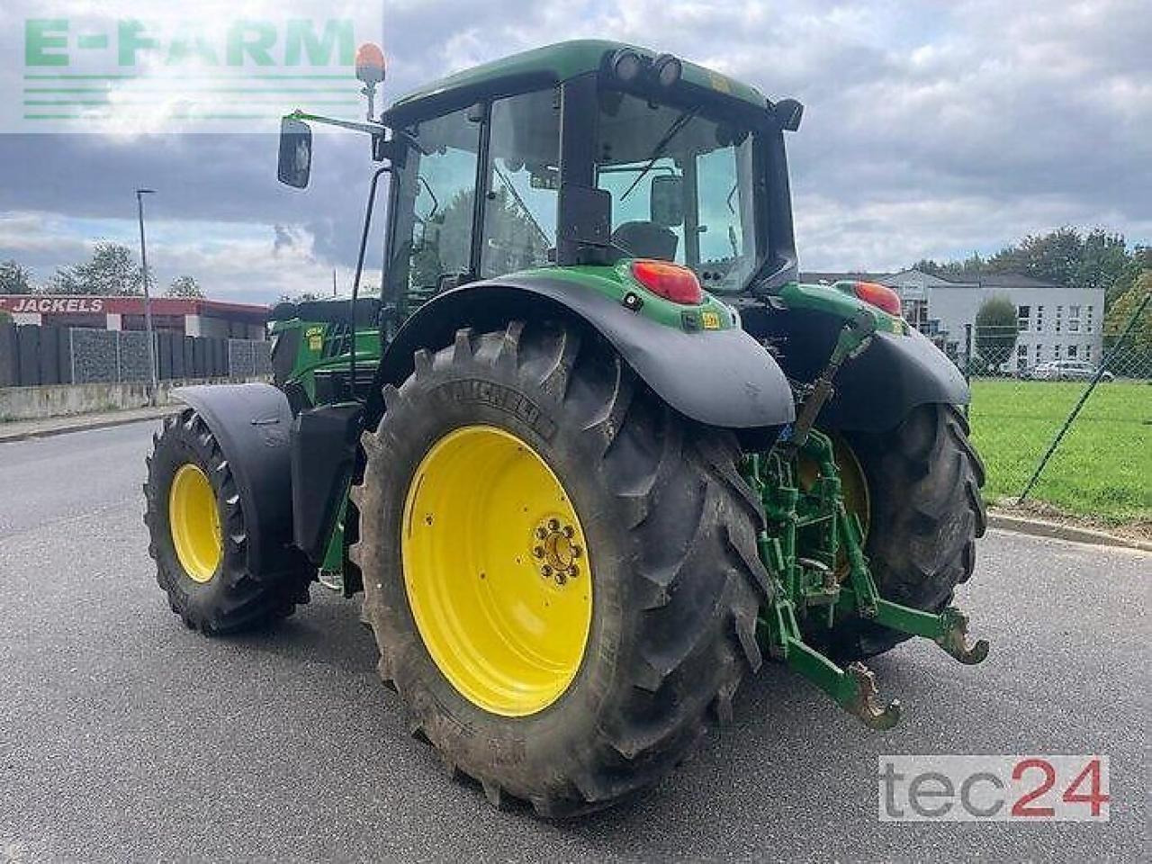 John Deere 6115m - Traktors: foto 2 John Deere 6115m - Traktors: foto 2