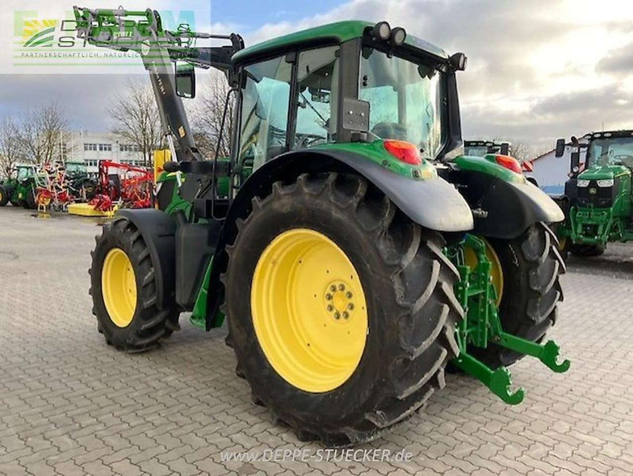 John Deere 6115m + fz 30.1 - Traktors: foto 5 John Deere 6115m + fz 30.1 - Traktors: foto 5