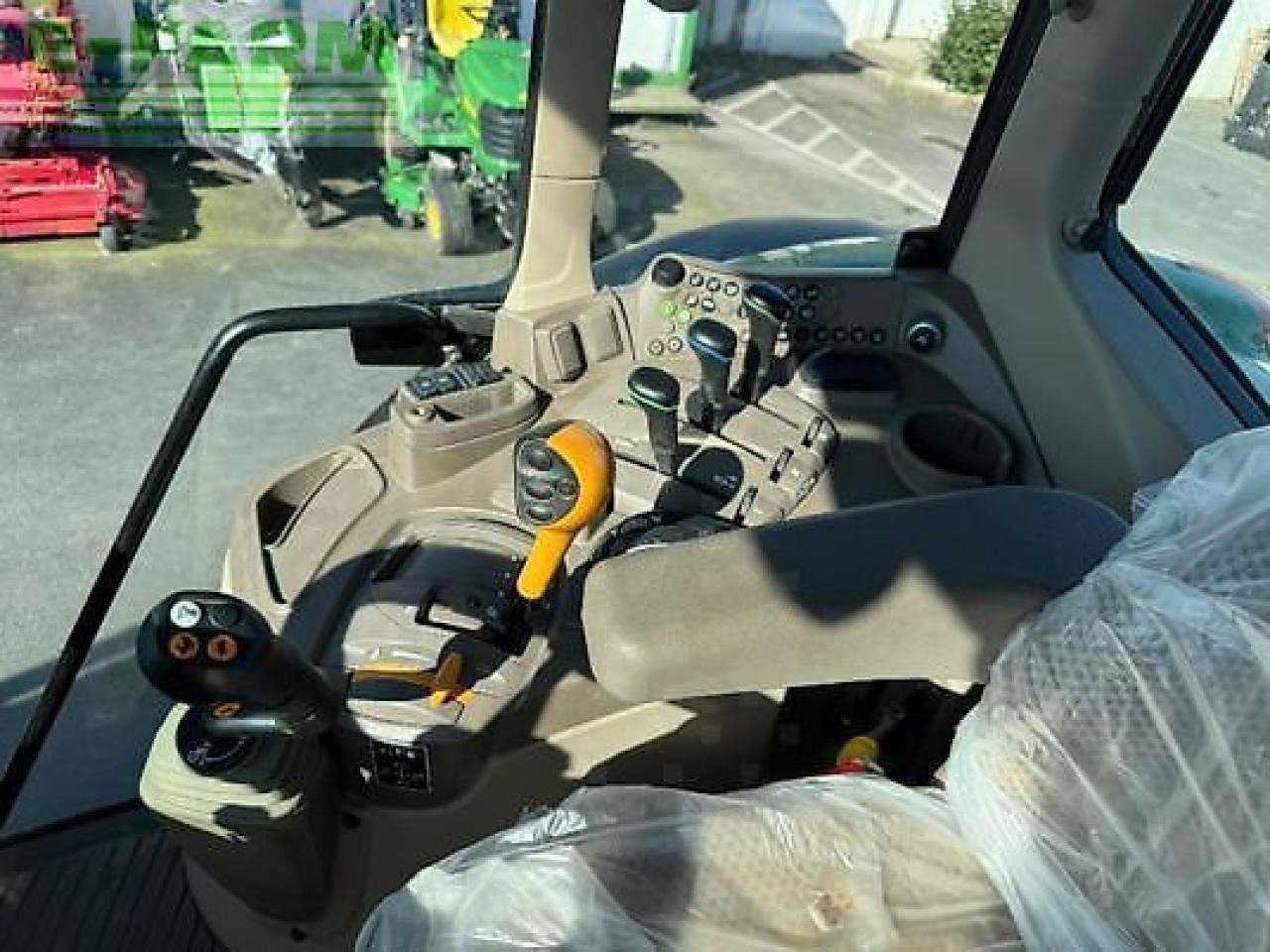 Traktors John Deere 6120m: foto 9